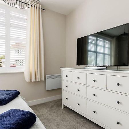 Modern 2 Bed, Cliff Top & Parking, F6 Bournemouth Luaran gambar