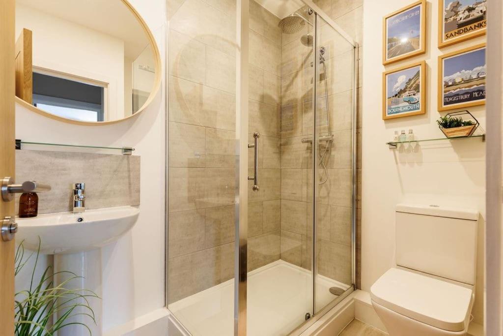 Modern 2 Bed, Cliff Top & Parking, F6 Bournemouth Luaran gambar